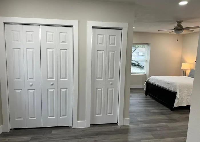 Deluxe Apartment Whit Laundry